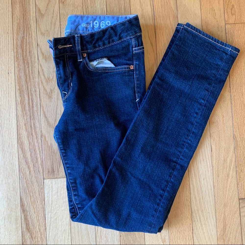 Gap 1969 forever skinny jeans